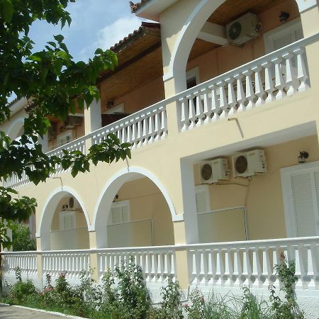 Rallou Rooms & Apartments Gaitani Экстерьер фото